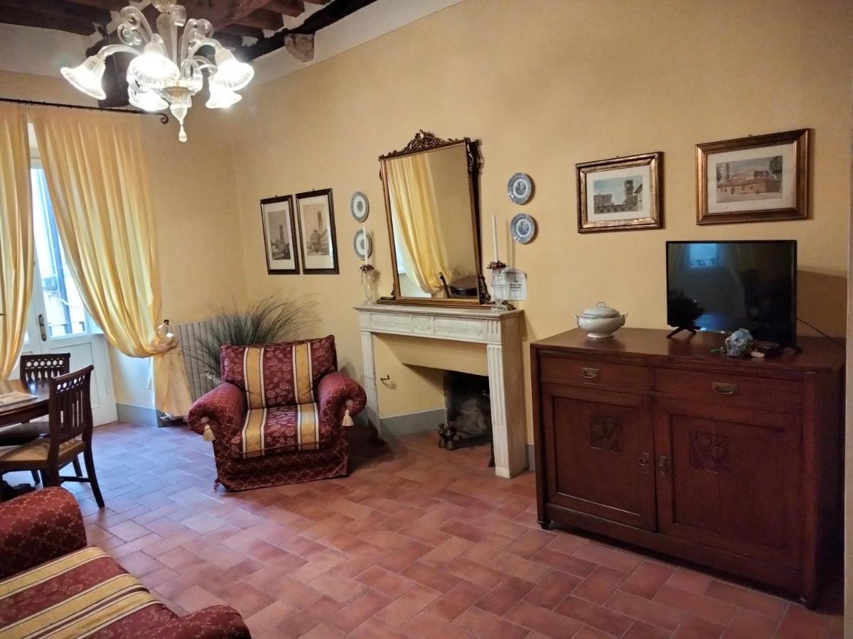 Appartamento Giulia ลุคคา ภายนอก รูปภาพ